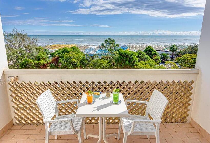 Triple Room Sea View, Internazionale