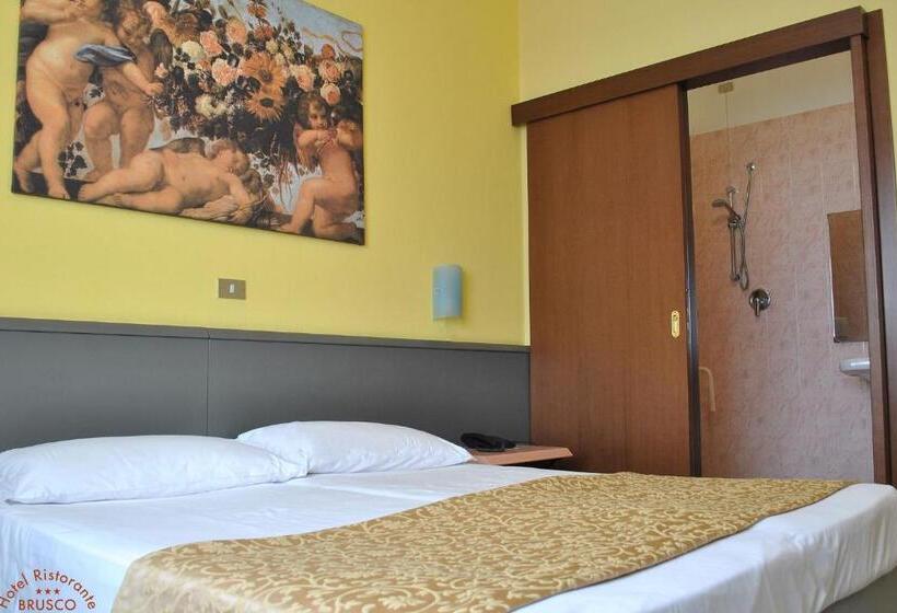 اتاق استاندارد با تخت بزرگ برای معلولان, Ristorante Brusco