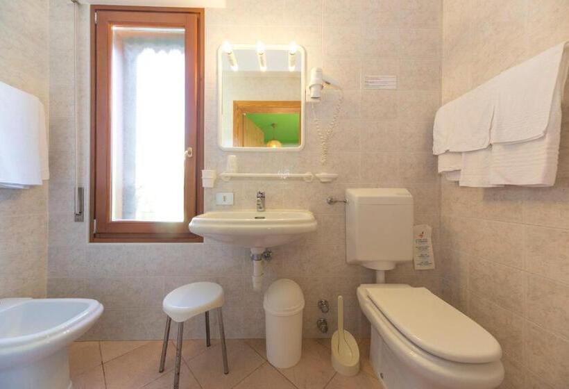 اتاق کلاسیک سه تخته, Trentino