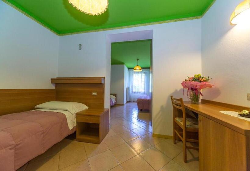 اتاق کلاسیک چهارنفره, Trentino