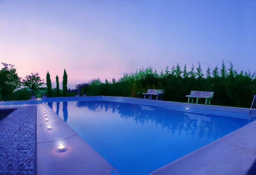 اتاق استاندارد یک نفره, Casale Belriguardo