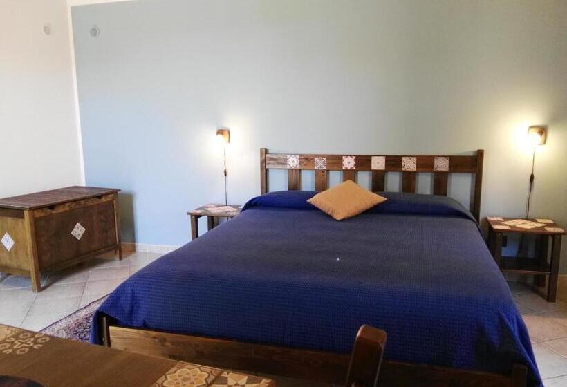 标准间, Cloris Guest House