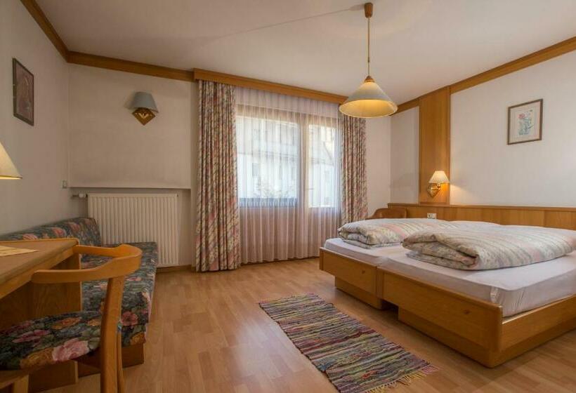 اتاق استاندارد, Garni Appartments Helvetia