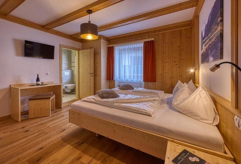 اتاق خانوادگی, Garni Appartments Helvetia
