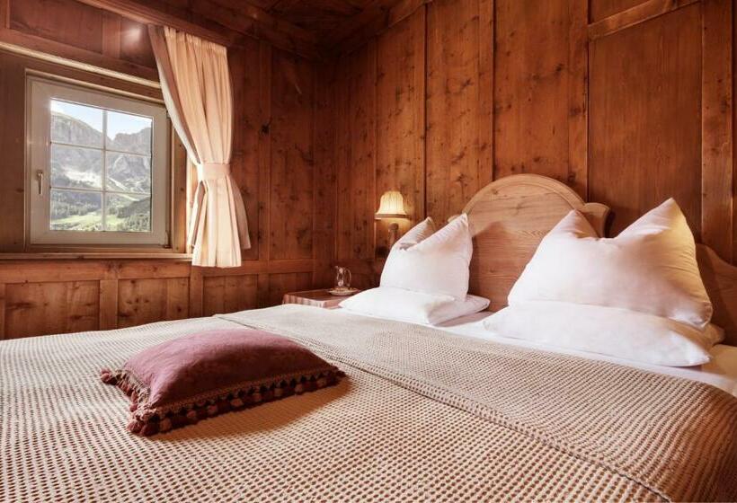 اتاق استاندارد, Berghotel Ladinia