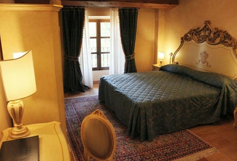 اتاق لوکس, Villa Rinalducci