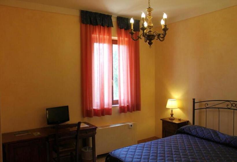 اتاق استاندارد, Villa Rinalducci