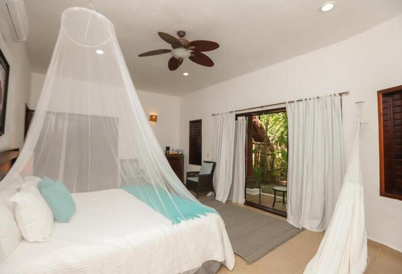 سوئیت جونیور با تخت بزرگ, Mayan Secret Hotel Boutique