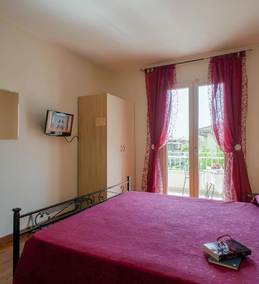 اتاق استاندارد, B&b Alle Tre Rose