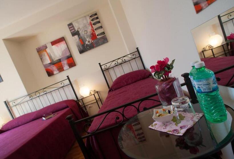 اتاق استاندارد سه نفره, B&b Alle Tre Rose