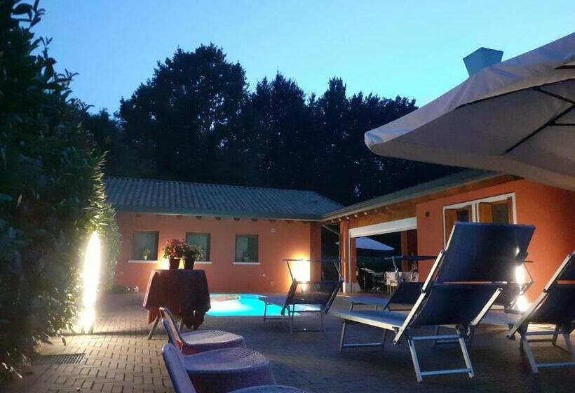 اتاق استاندارد, B&b Casa Di Chiara