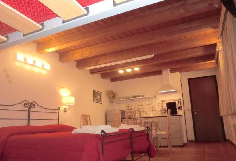 اتاق سوپریور چهار تخته, B&b Casa Di Chiara
