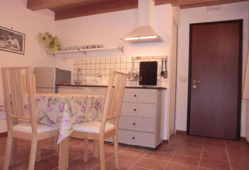 اتاق سوپریور چهار تخته, B&b Casa Di Chiara