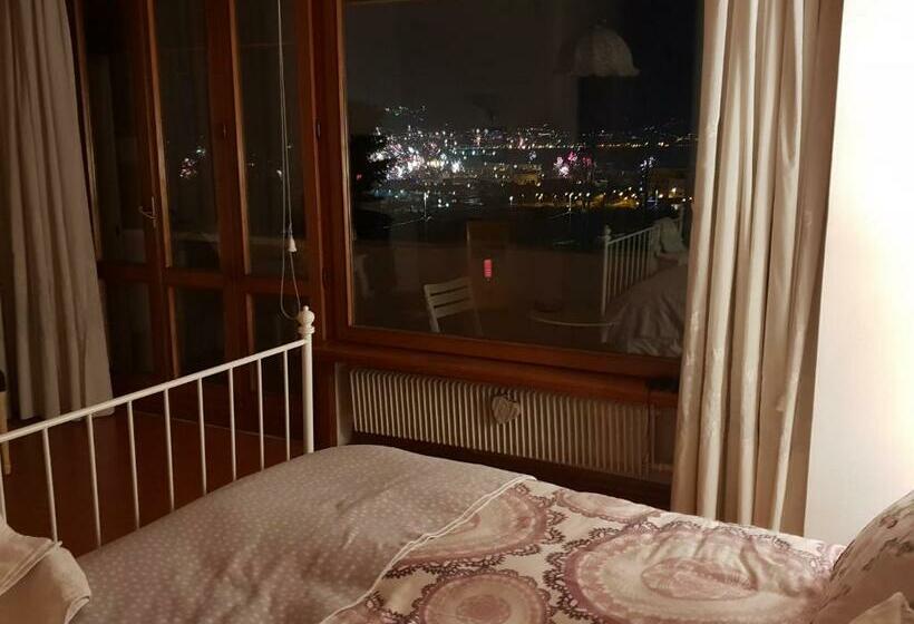 اتاق سوپریور با چشم‌انداز دریا و بالکن, B&b Il Giardino Di Villa Anna