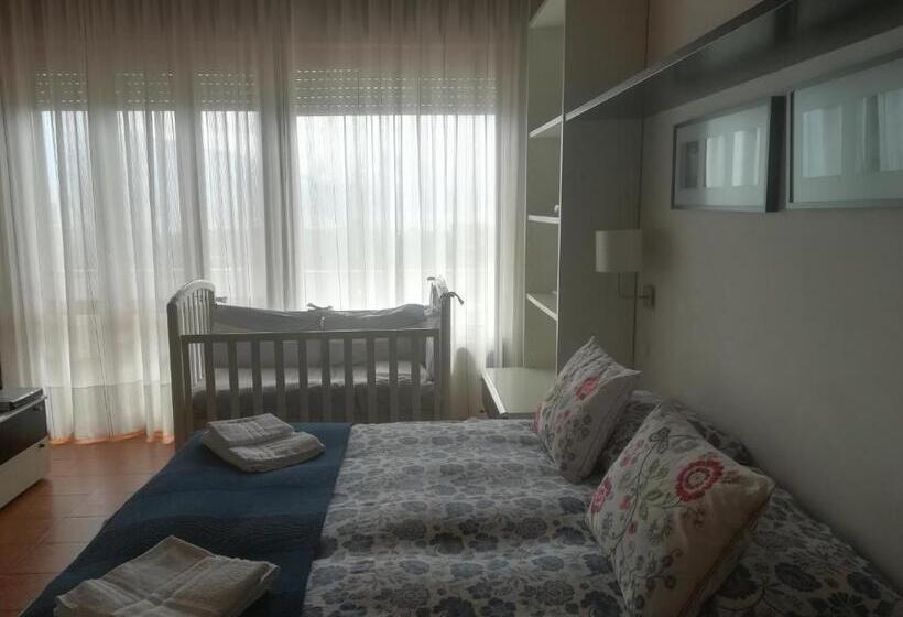 سوییت جونیور با چشم‌انداز دریا, B&b Il Giardino Di Villa Anna