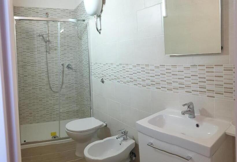 سوئیت جونیور با چشم‌انداز باغ, B&b Il Giardino Di Villa Anna