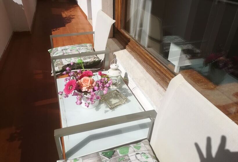 آپارتمان کلاسیک 1 خوابه, B&b Il Giardino Di Villa Anna