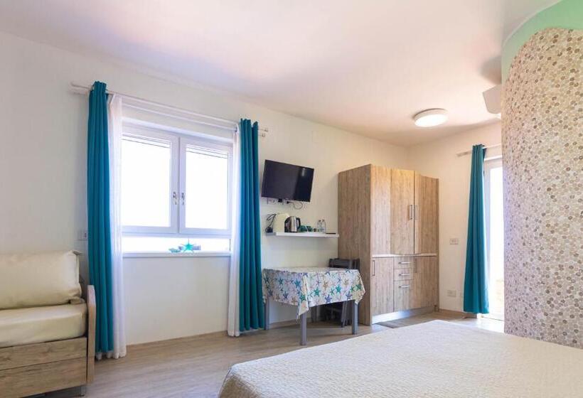 Superior Studio Sea View, Roccabianca Rooms & Studios