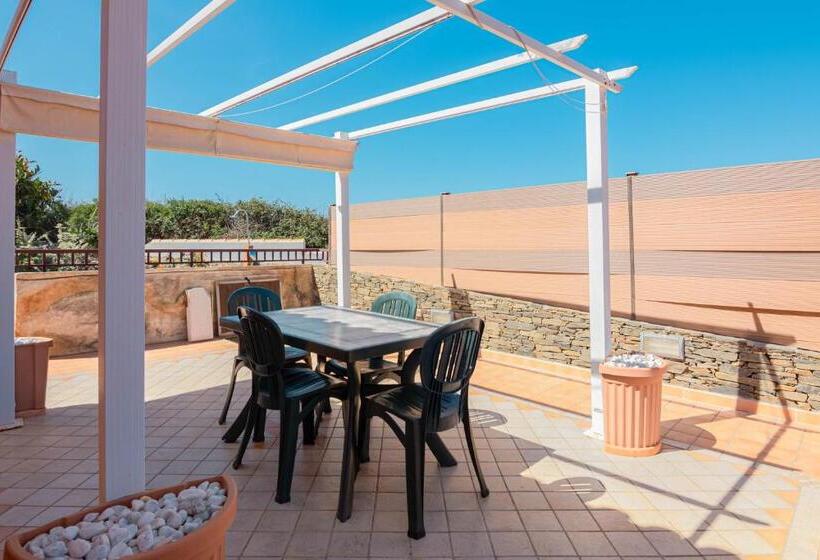 استودیو استاندارد با چشم‌انداز باغ, Roccabianca Rooms & Studios