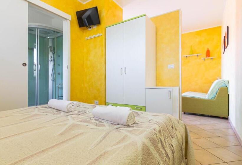 استودیو استاندارد با چشم‌انداز باغ, Roccabianca Rooms & Studios