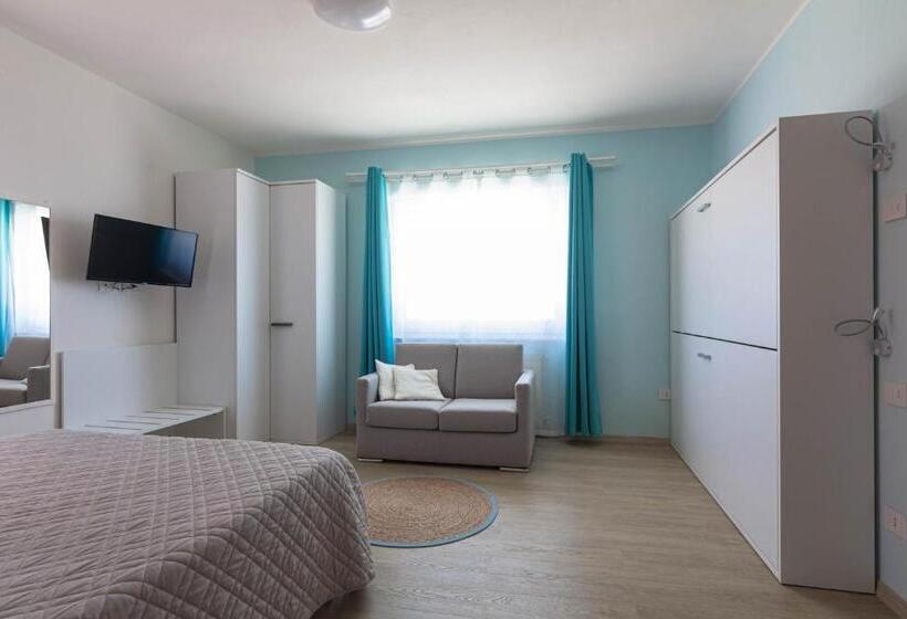 استودیوی لوکس, Roccabianca Rooms & Studios