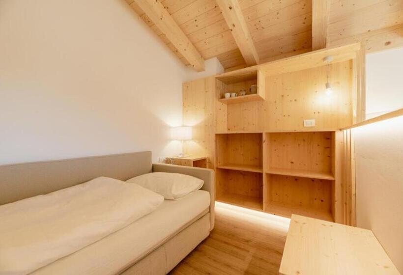 اتاق راحتی سه تخته, Garnì Aurora Bed And Breakfast