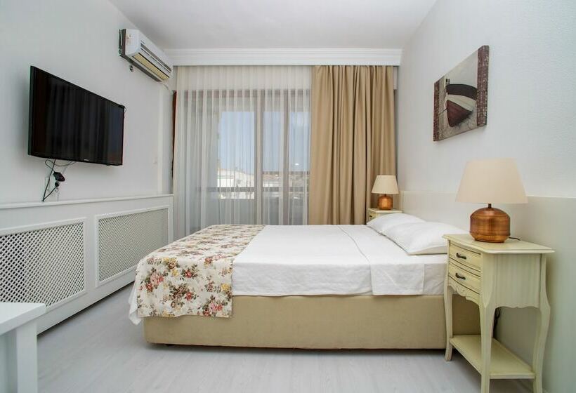 اتاق استاندارد با بالکن, Cesurlar