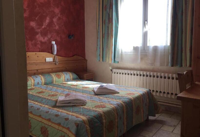 اتاق استاندارد, Hôtel Sans Souci