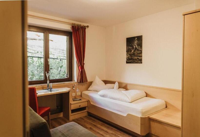 اتاق استاندارد یک تخته با بالکن, Thalguter Apartments, Rooms & Breakfast