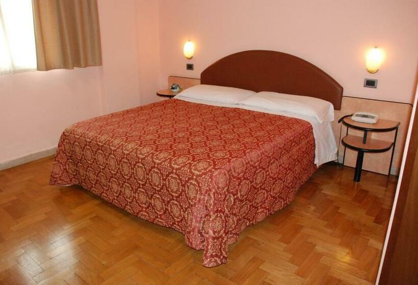 اتاق استاندارد, Ristorante Farese