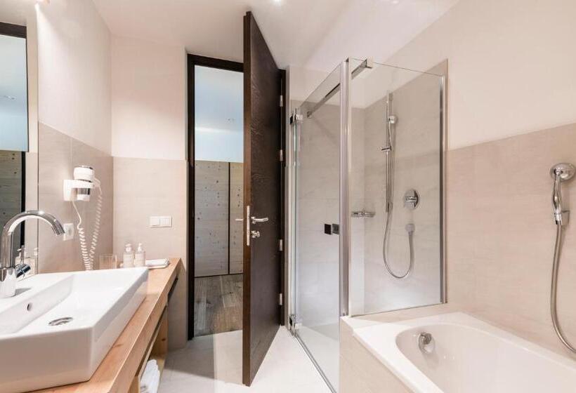 آپارتمان لوکس 1 خوابه, Saleghes Dolomites Residence