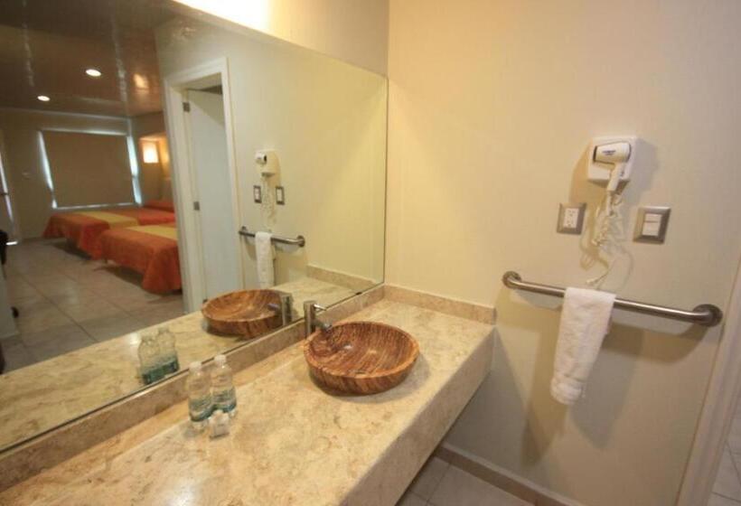 اتاق استاندارد, Splash Inn