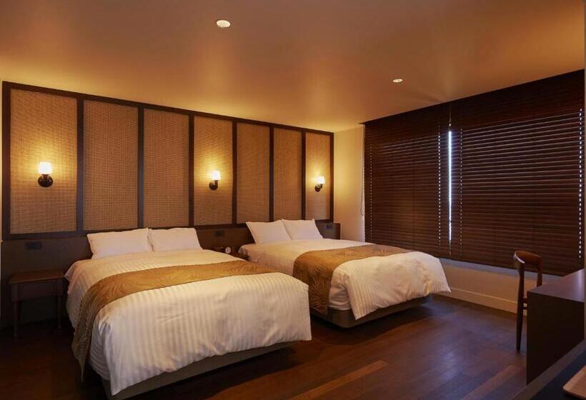 سوئیت پریمیوم با چشم‌انداز دریا, Infinito Hotel And Spa