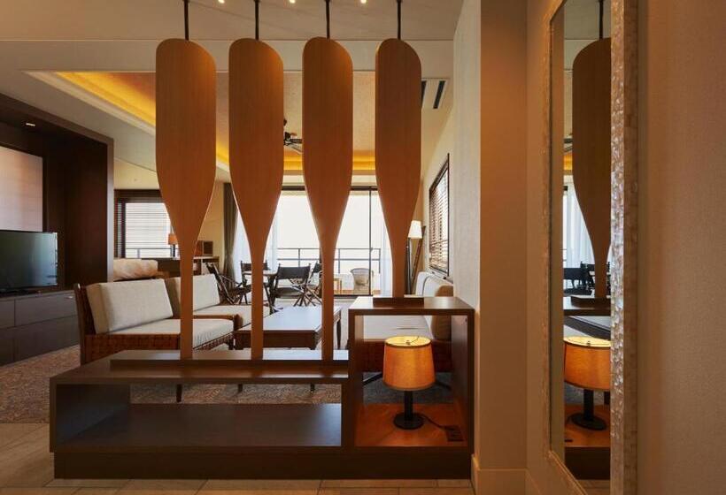 سوئیت پریمیوم با چشم‌انداز دریا, Infinito Hotel And Spa