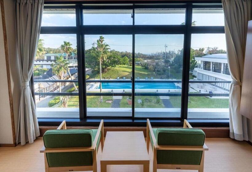اتاق استاندارد چهارنفره با چشم‌انداز باغ, Infinito Hotel And Spa