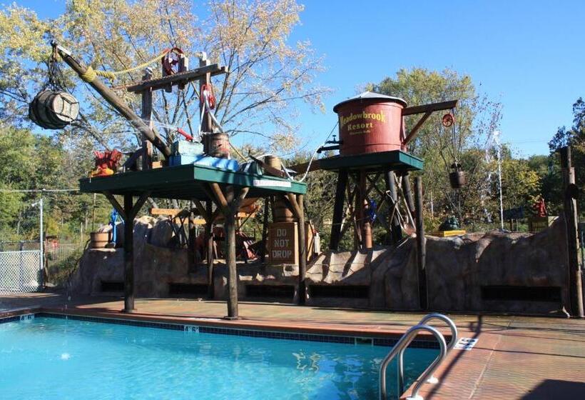 اتاق لوکس, Meadowbrook Resort