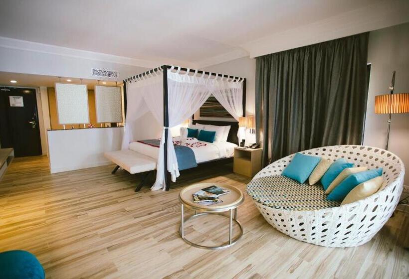 اتاق لوکس با چشم‌انداز دریا, Sand & Sandals Desaru Beach Resort & Spa