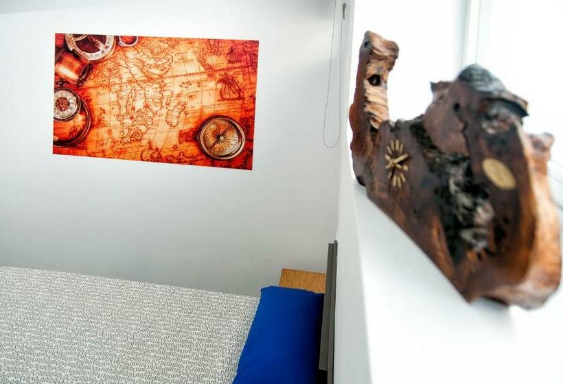 تختخواب در اتاق مشترک, Albergue   Hostel Oceanus Finisterre
