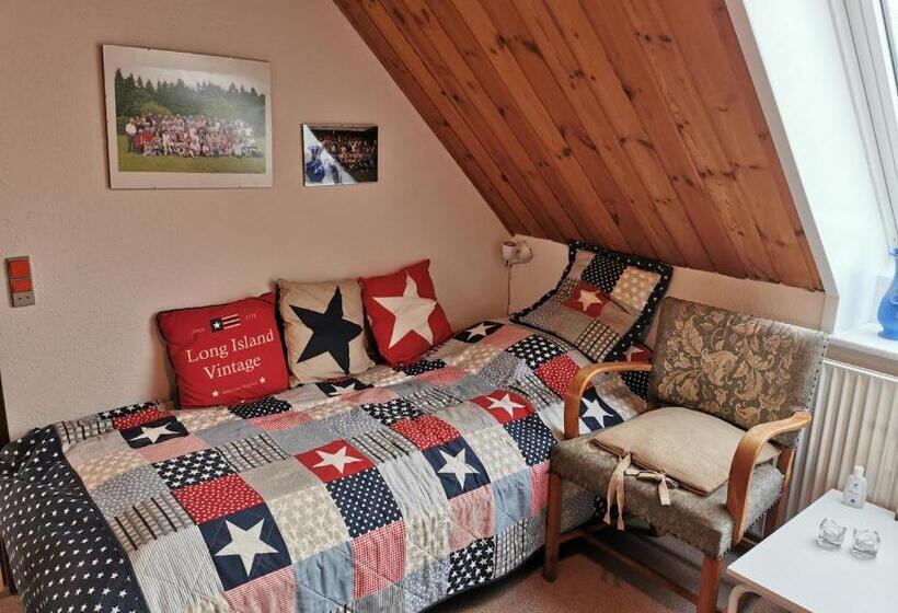 اتاق لوکس, Annys Bed & Breakfast