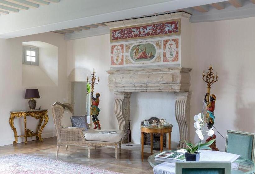سوییت سوپریور, Le Manoir De La Fieffe