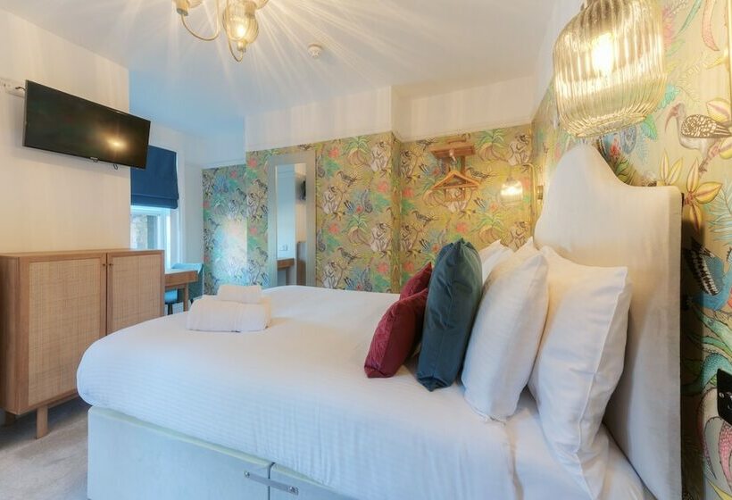 اتاق استاندارد, Florence Gardens Boutique Hotel And Restaurant