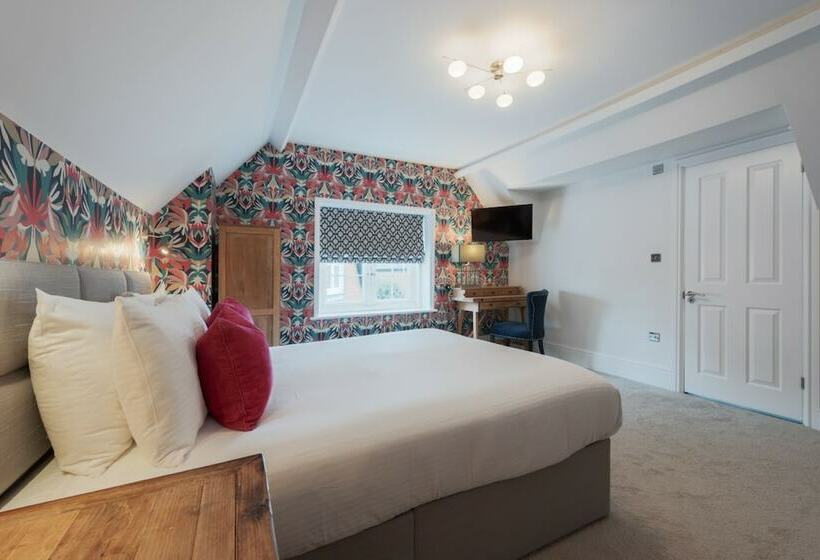 اتاق اجرایی با تخت بزرگ, Florence Gardens Boutique Hotel And Restaurant