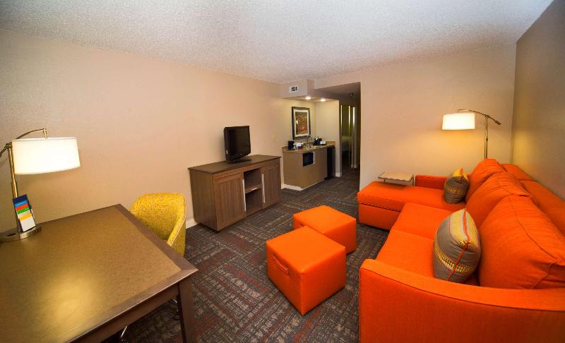 سوییت جونیور, Ac Hotel By Marriott Santa Fe