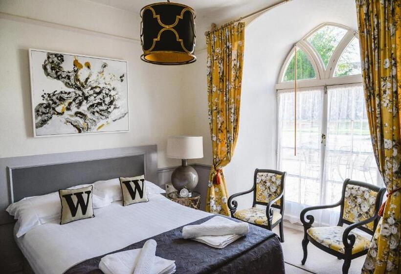 اتاق استاندارد با تخت بزرگ, The Woodlands