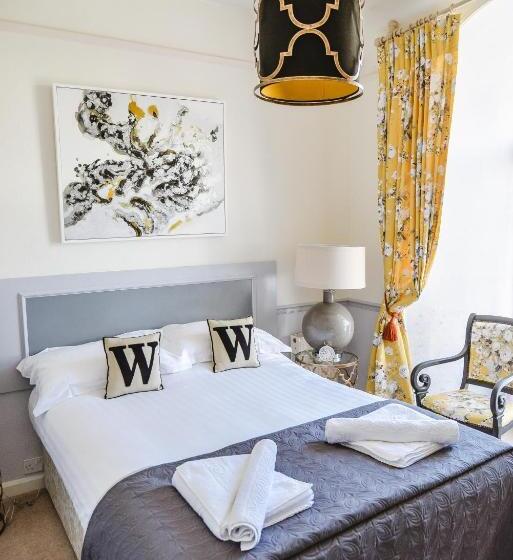 اتاق استاندارد با تخت بزرگ, The Woodlands