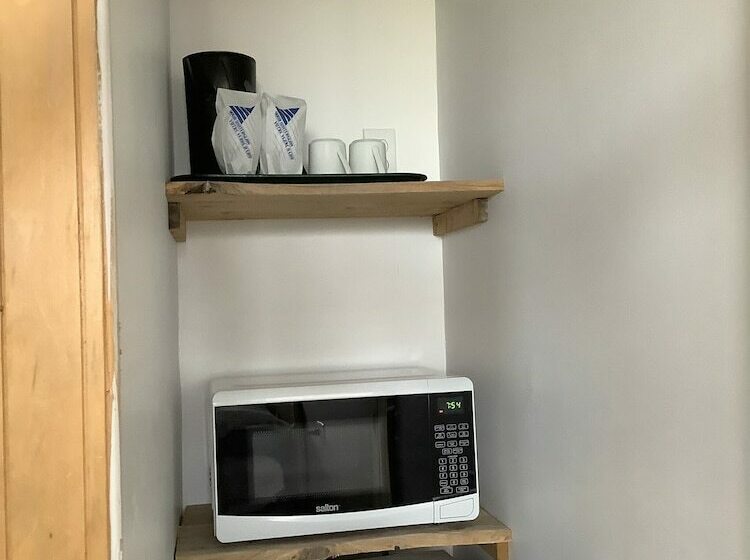 اتاق لوکس, Hôtel Motel Rocher Percé