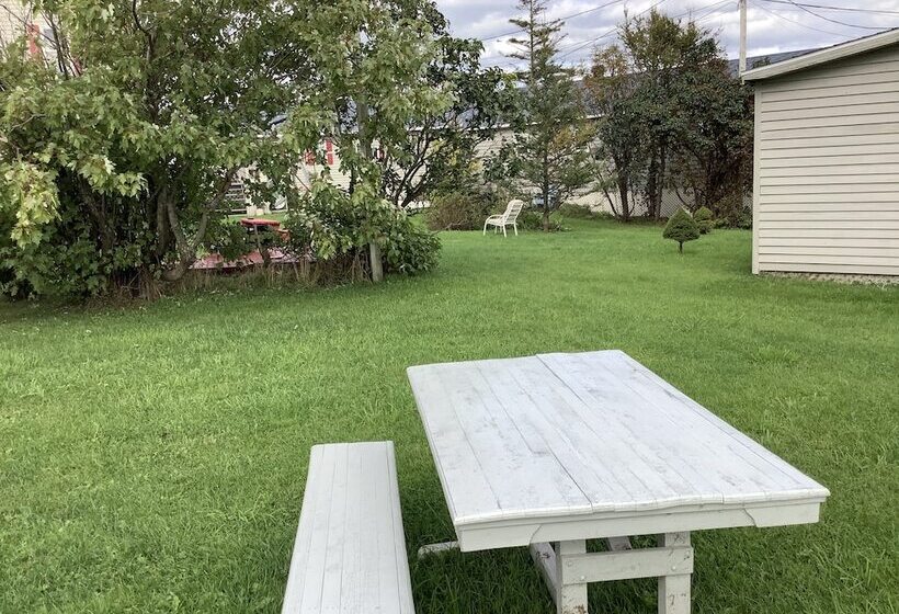 اتاق لوکس, Hôtel Motel Rocher Percé