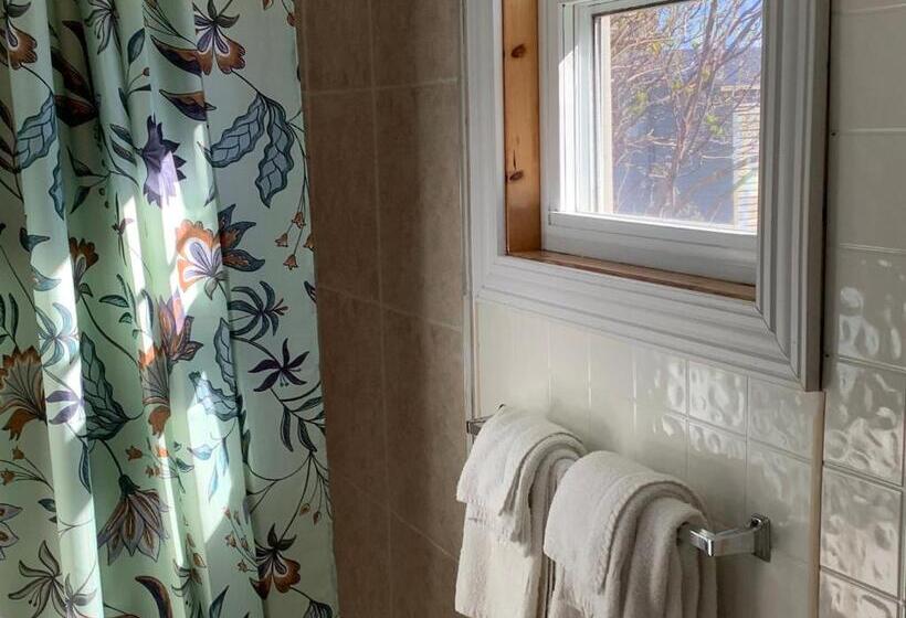 اتاق لوکس, Hôtel Motel Rocher Percé