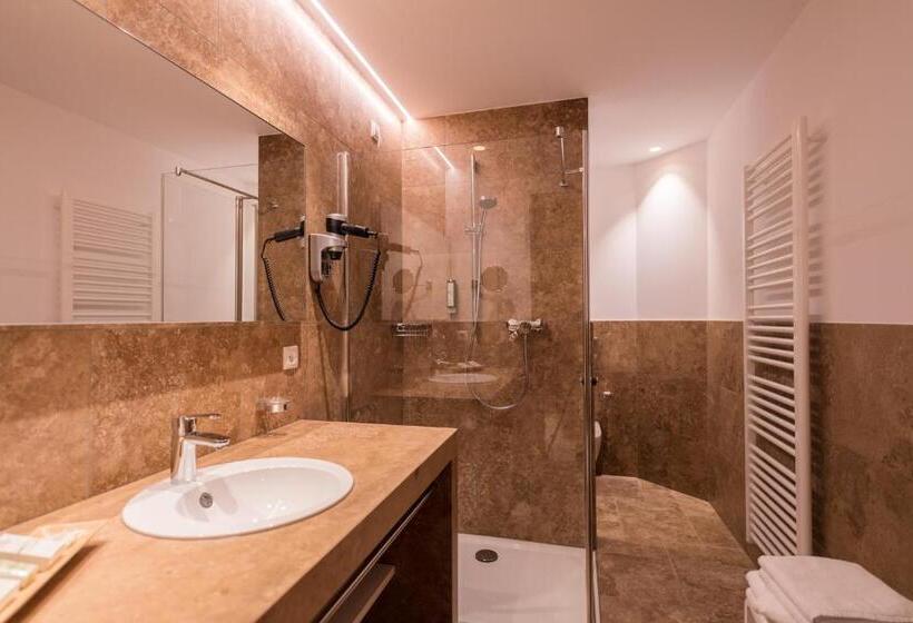 اتاق لوکس با بالکن, Naturhotel Leitlhof