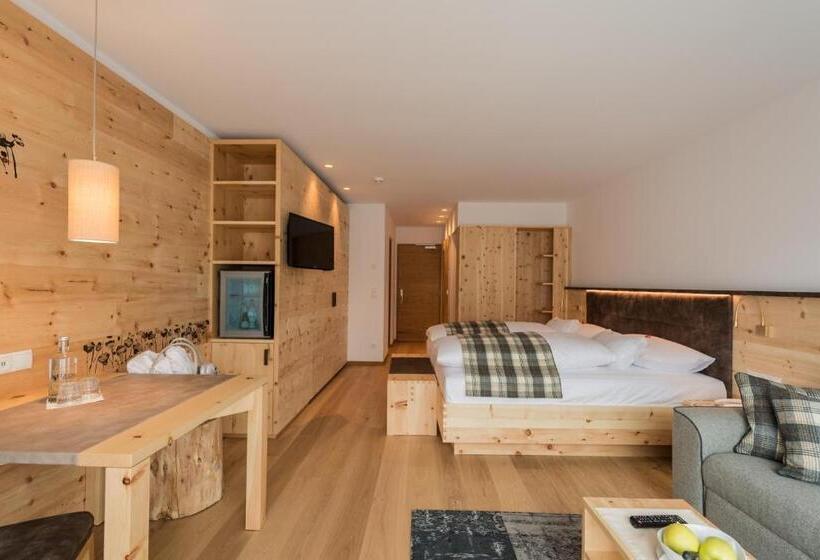 اتاق لوکس با بالکن, Naturhotel Leitlhof